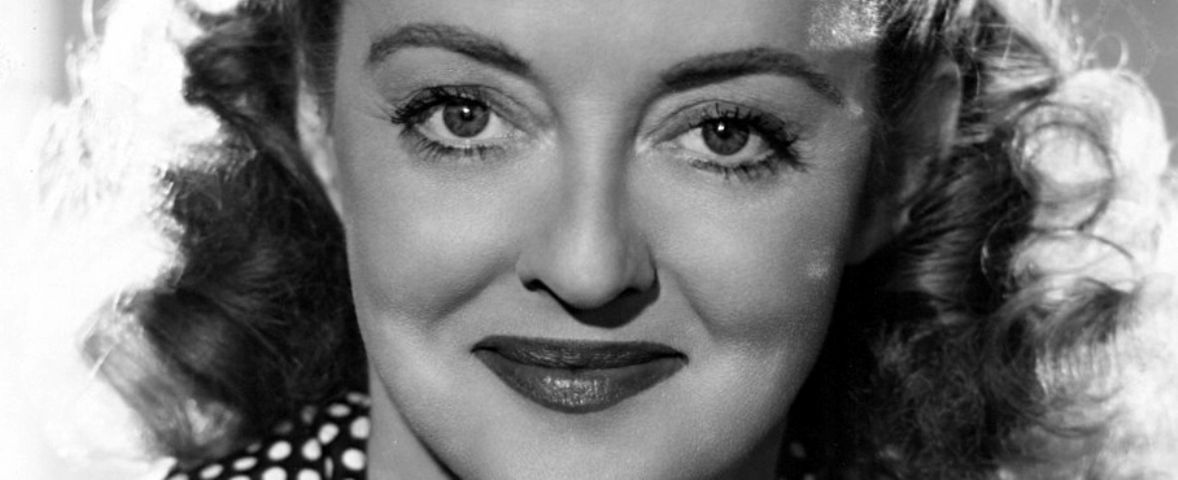 Adrian Wootton  BETTE DAVIS